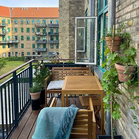 Art-filled Flat Near Copenhagen's Areas