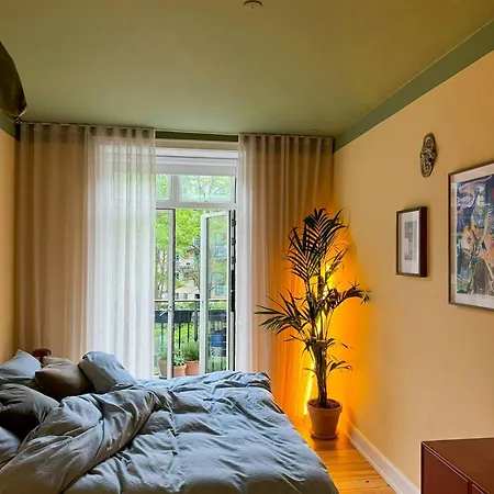 Lejlighed Art-filled Flat Near Copenhagen's Areas