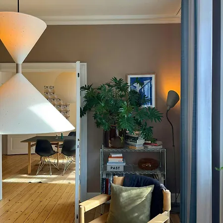Art-filled Flat Near Copenhagen's Areas Lejlighed